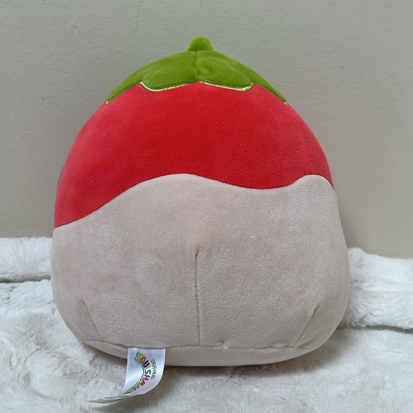 SQUISHMALLOWS 'SCARLET' 8 INCH WHITE CHOCOLATE STRAWBERRY - Picture 2 of 4